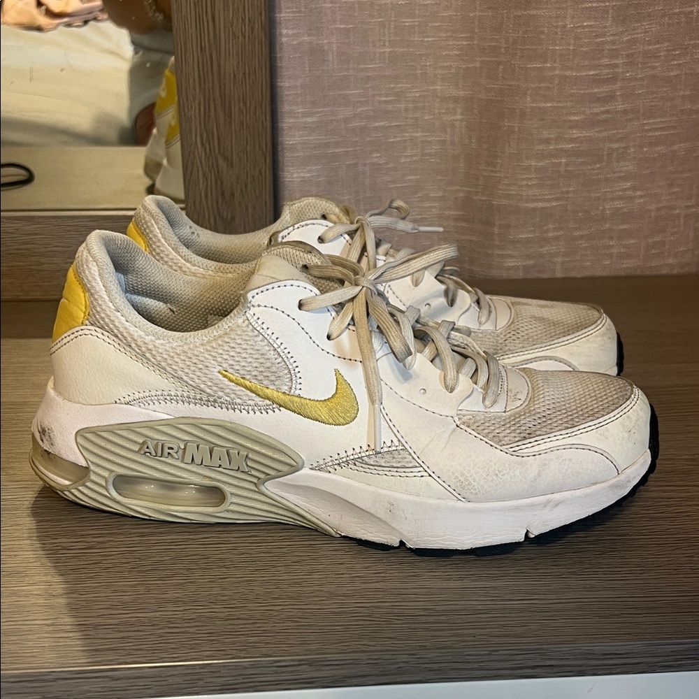 Nike Women's Air Max White and Gold Sneakers